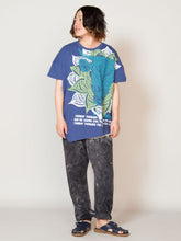 トライバルブル変形メンズTシャツ
