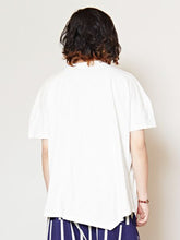 トライバルブル変形メンズTシャツ