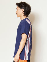 オルテガ柄バックプリント メンズポケットTシャツ