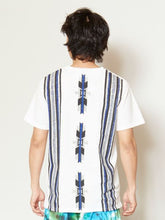 オルテガ柄バックプリント メンズポケットTシャツ