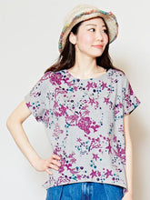 ラグーン紅型風プリントTシャツ