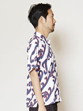 和モダン波柄MEN'S開襟シャツ