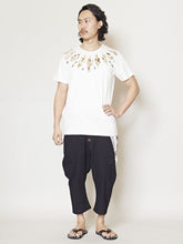 yul フェザープリントメンズTシャツ