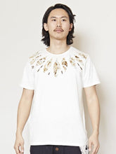 yul フェザープリントメンズTシャツ