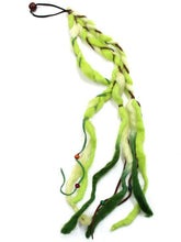 ロングヤーンつけ毛風ヘアゴム