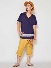 トライバル柄MEN'S VネックTシャツ
