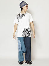 フェザープリントメンズＴシャツ