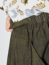 yul アシンメトリースカート
