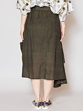 yul アシンメトリースカート