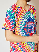花火風プリント メンズTシャツ