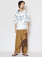 線画風フラワープリントメンズTシャツ