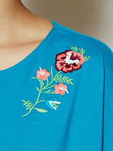 花刺繍ビッグシルエットトップス