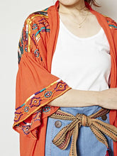 カラフル刺繍ショートカーディガン
