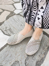 シルバーラインメッシュシューズ