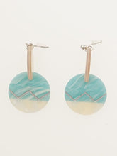 アクリルウッド立体ピアス