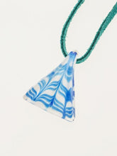 HAND MADE ガラス細工 トライアングルネックレス