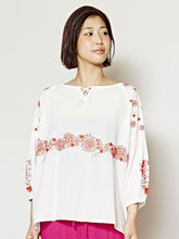 yul インド綿フラワー刺繍トップス