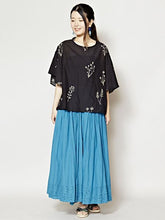 yul ボタニカル刺繍トップス