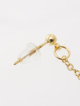 ブーケフラワーアシンメトリーピアス